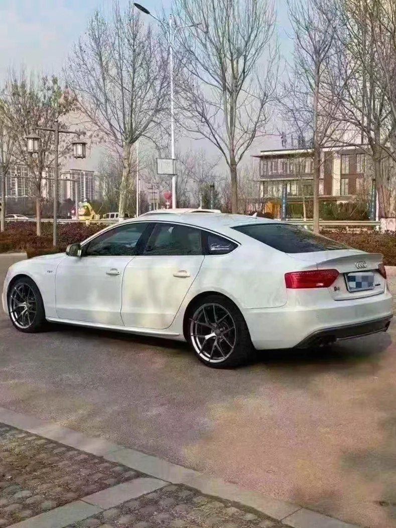 奥迪S5 后面外观三