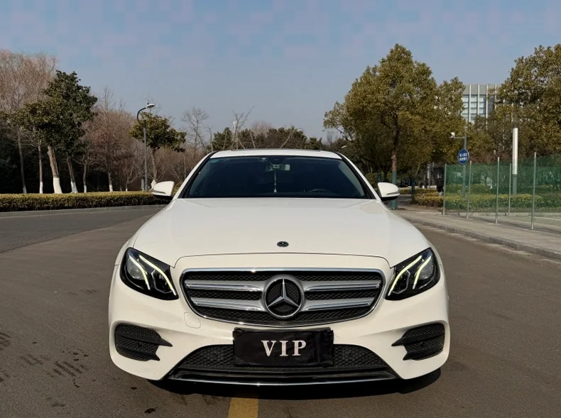 17年奔驰E200L运动型高配