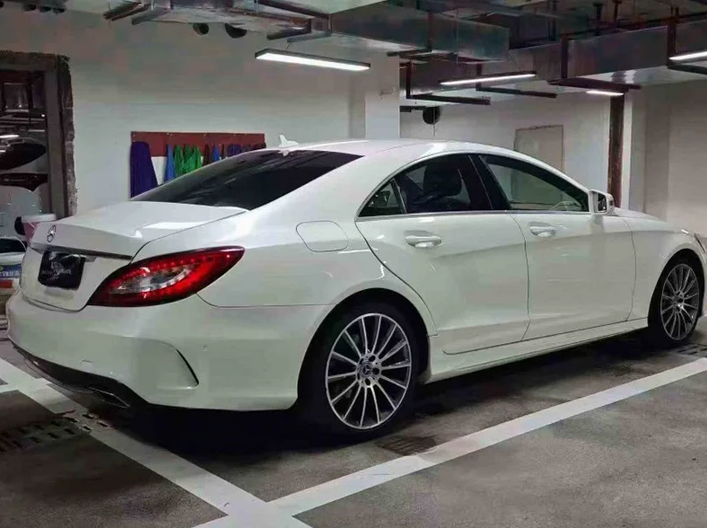 奔驰CLS 内饰前排