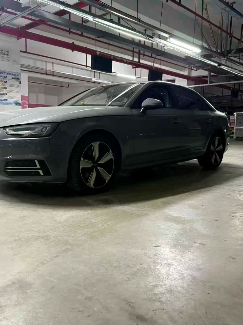 奥迪A4L 正面外观二