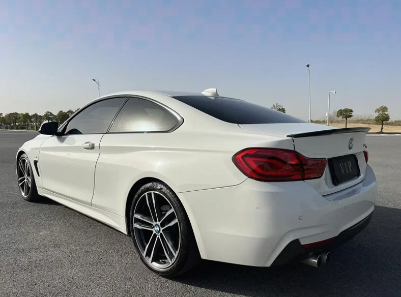 宝马4系 后面外观二