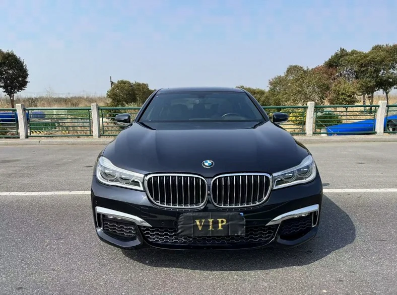 18年宝马730Li尊享版顶配