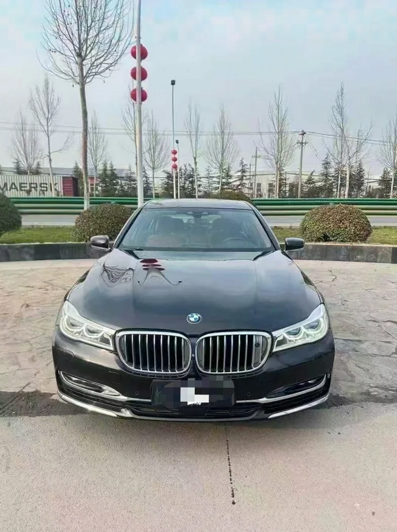 18年宝马750Li xDrive个性化定制版四座