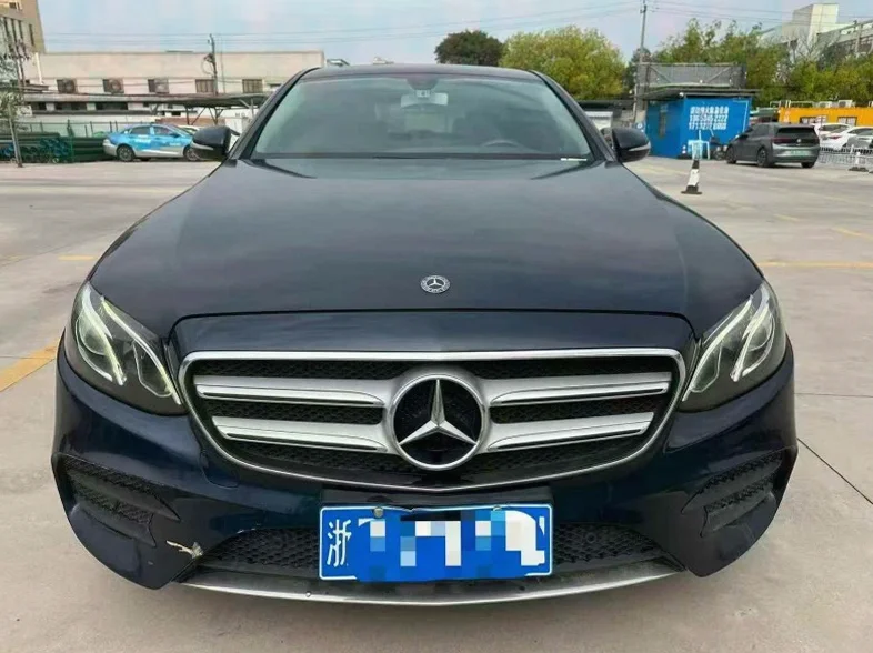 18年奔驰E200L运动型