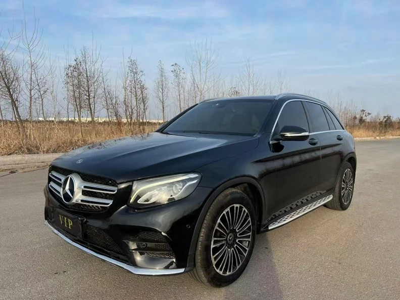 奔驰GLC 正面外观三