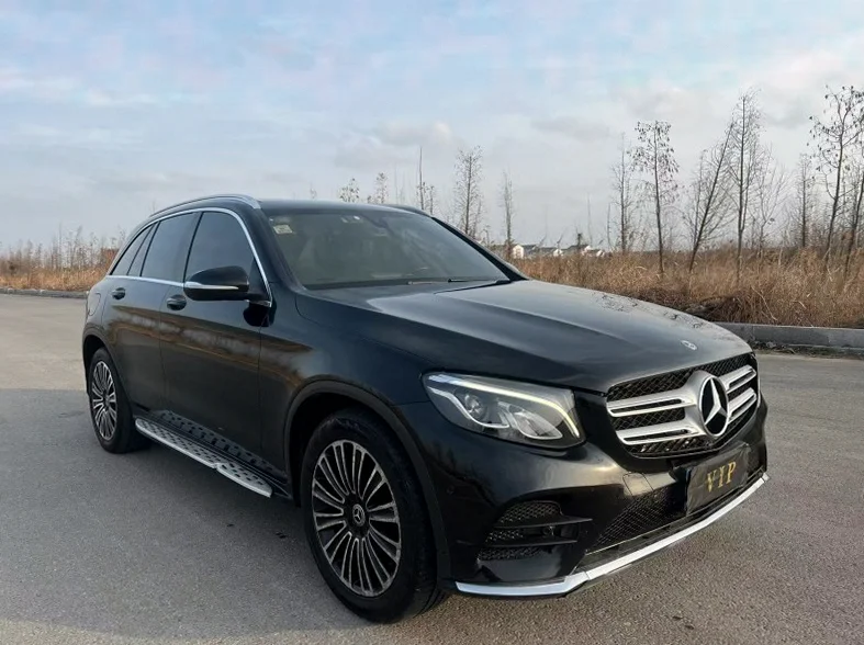 奔驰GLC 正面外观二