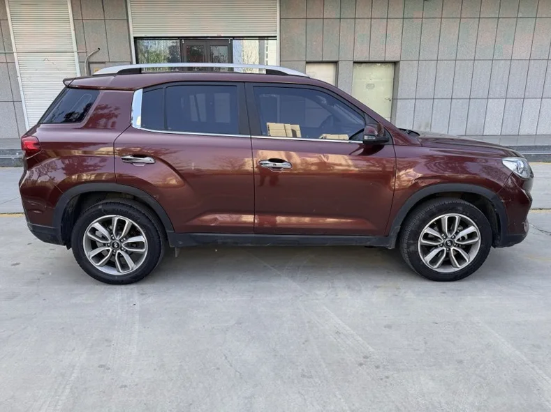 现代ix35 后面外观一