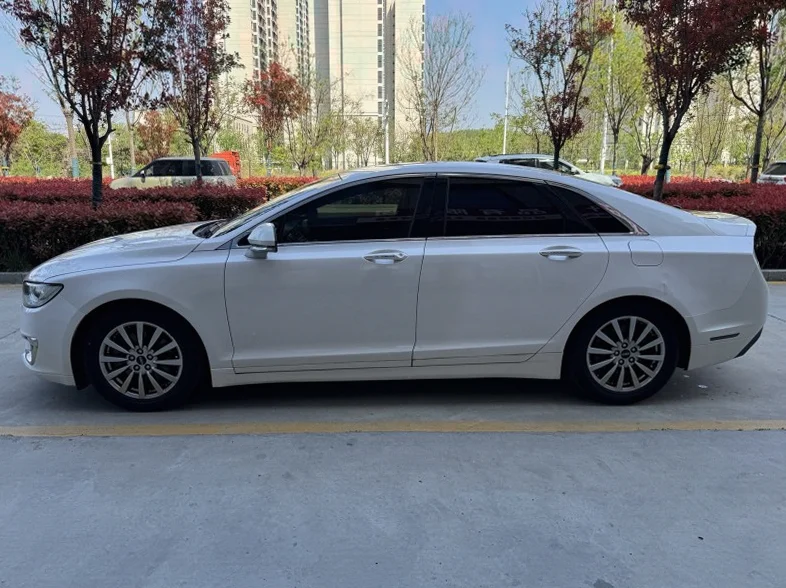 林肯MKZ 后面外观三