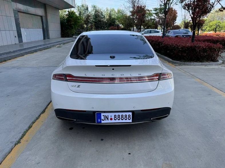 林肯MKZ 后面外观二