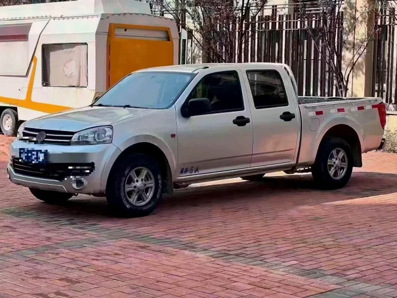 长城汽车风骏 后面外观一