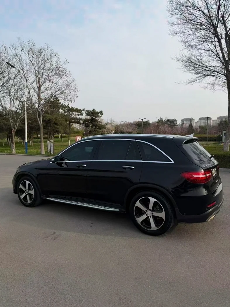 奔驰GLC 内饰前排