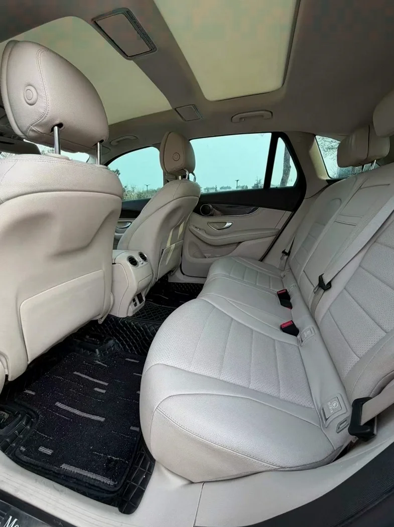 奔驰GLC 后面外观二