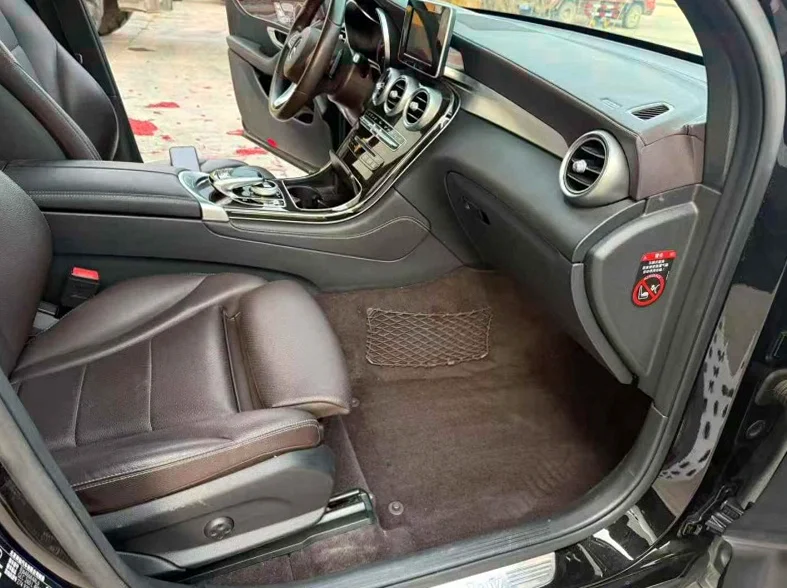 奔驰GLC 后面外观三