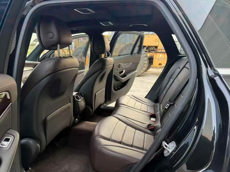 奔驰GLC 内饰前排