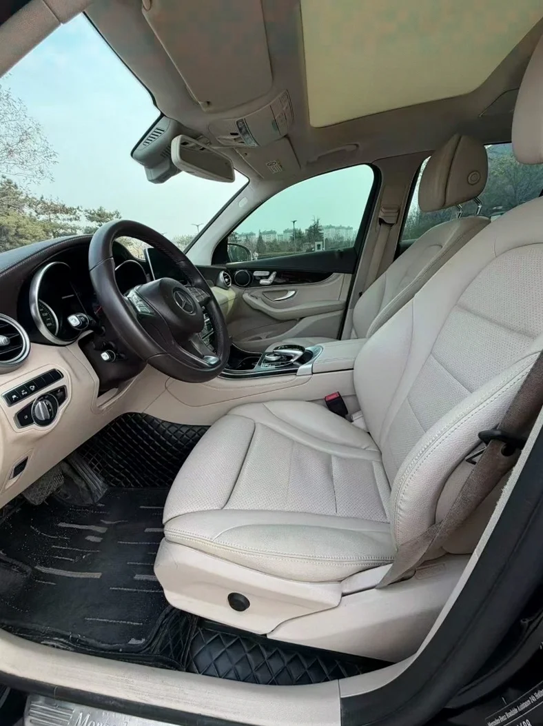 奔驰GLC 后面外观三