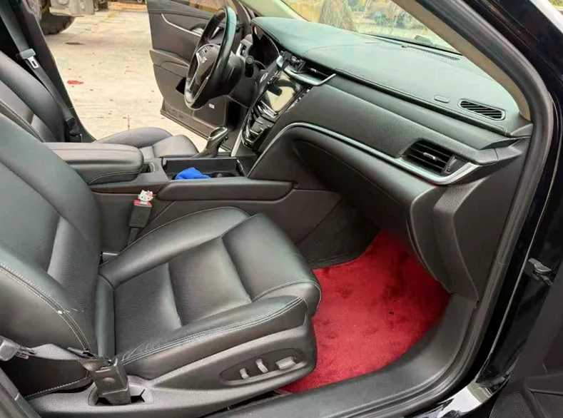 凯迪拉克XTS 后面外观三