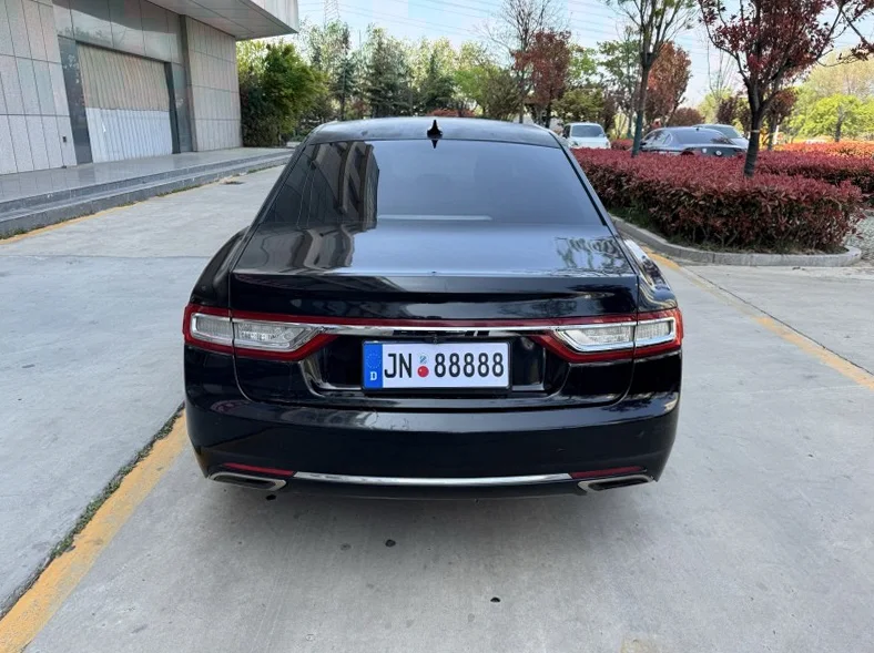 林肯大陆 内饰前排