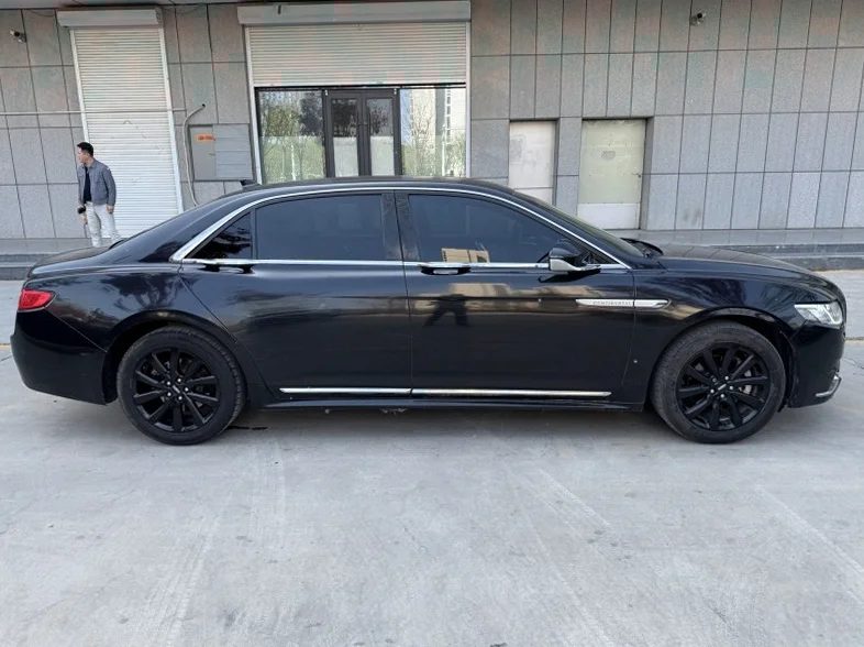 林肯大陆 正面外观三