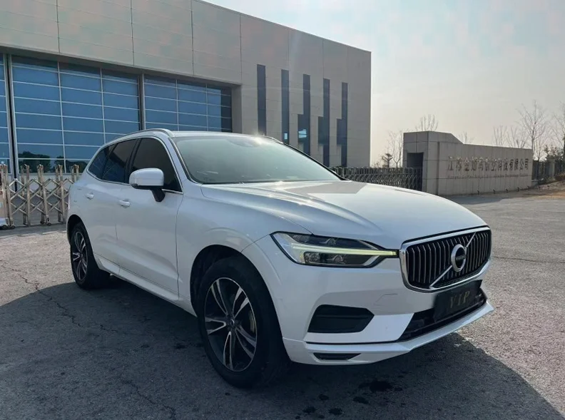 沃尔沃XC60 正面外观二