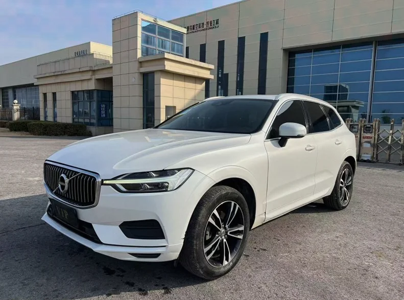 沃尔沃XC60 正面外观三