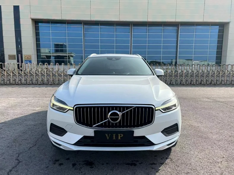 19年沃尔沃XC60 2.0T四驱顶配
