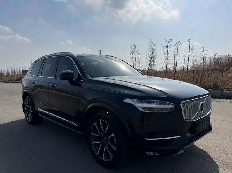 沃尔沃XC90 正面外观二