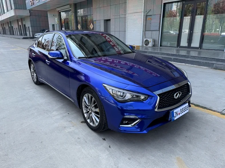 英菲尼迪Q50L 正面外观三