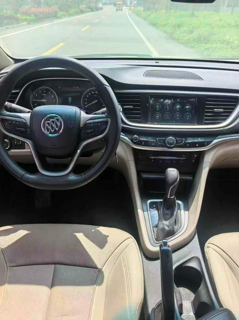 别克英朗 后面外观二