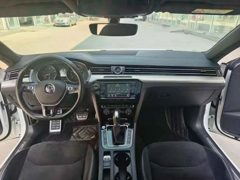 大众CC 后面外观一