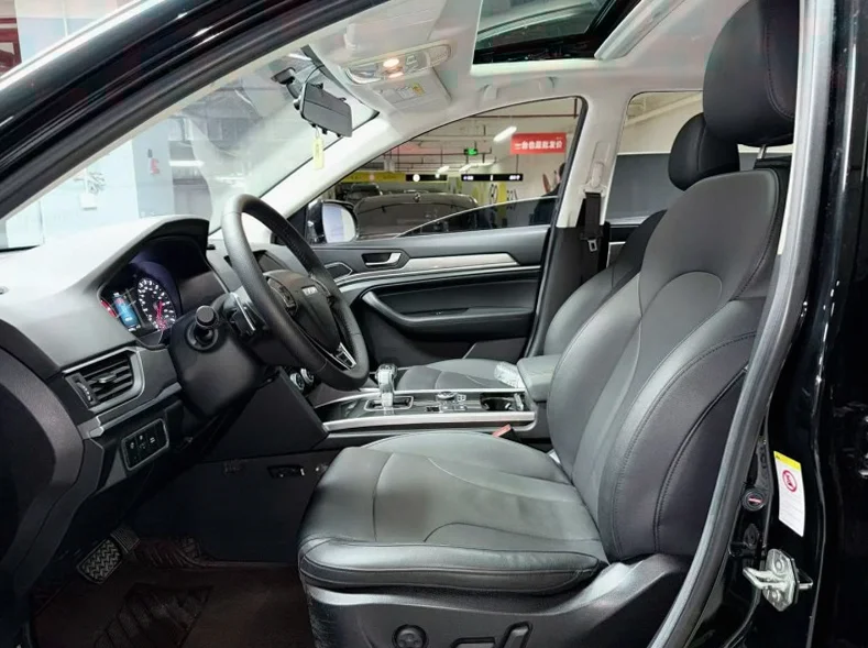 哈弗H6 正面外观三