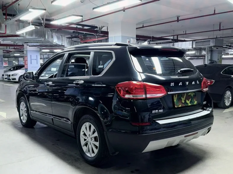 哈弗H6 驾驶室