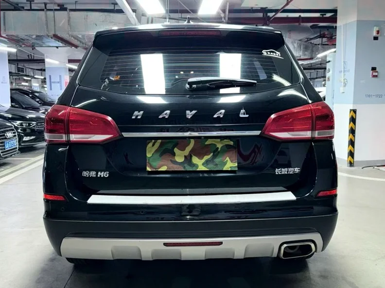 哈弗H6 内饰后排