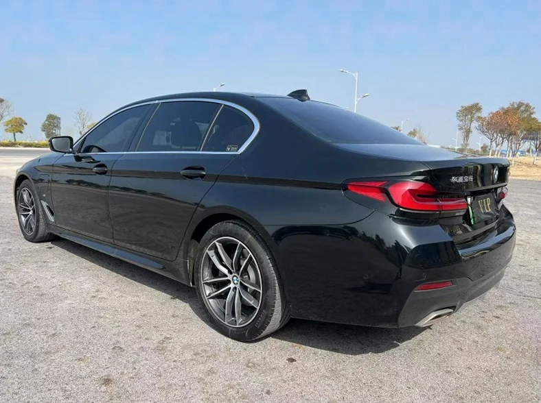 宝马5系 内饰后排