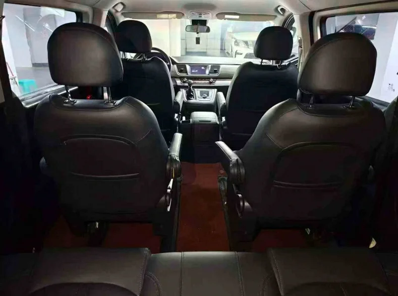 大通G10 后面外观一