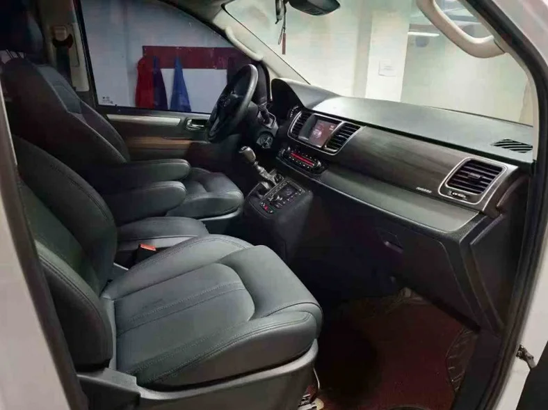 大通G10 正面外观三