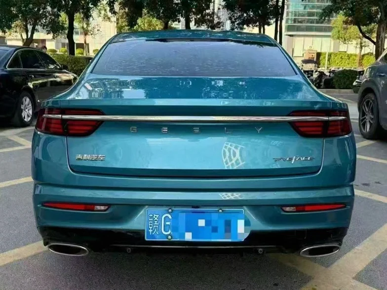 吉利星瑞 内饰后排