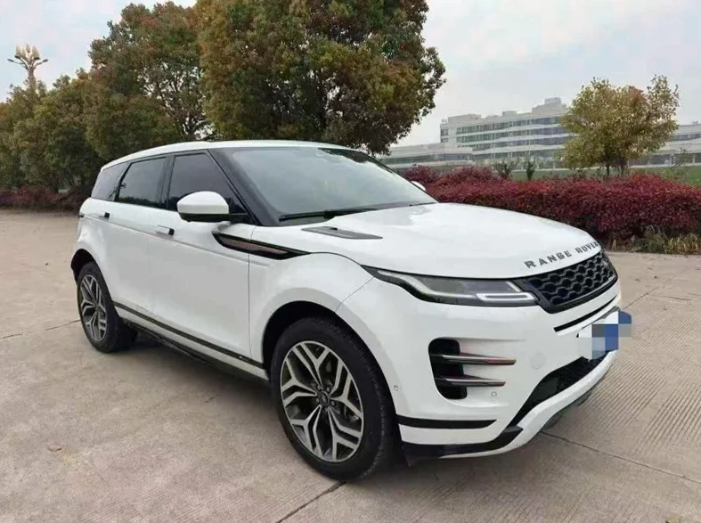 路虎极光 正面外观二