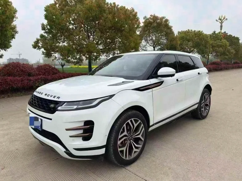 路虎极光 正面外观三