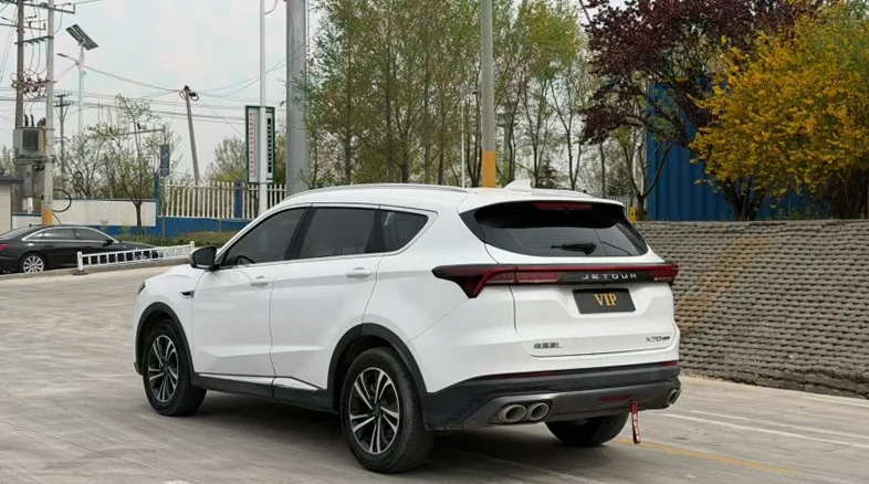 奇瑞捷途 内饰前排