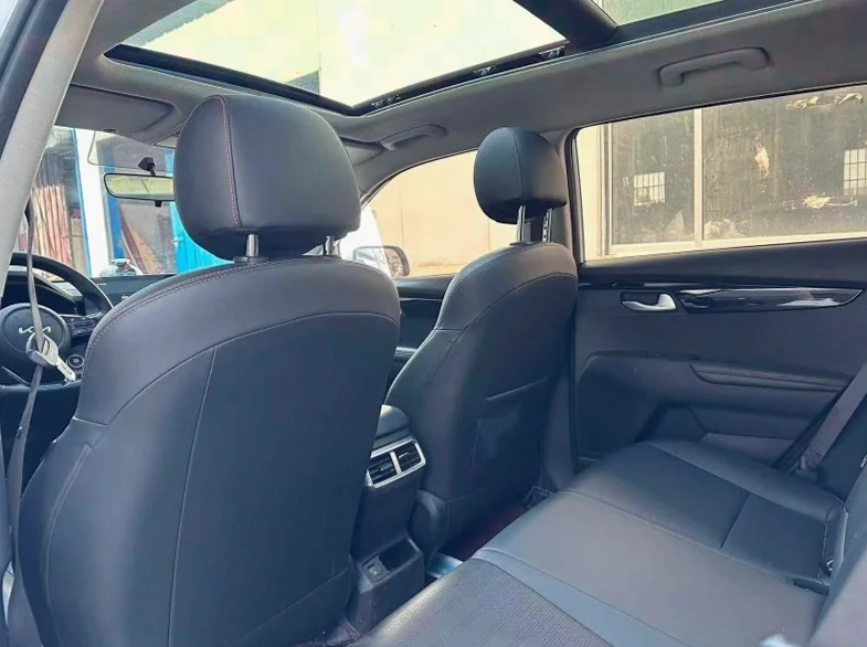 起亚智跑 后面外观三