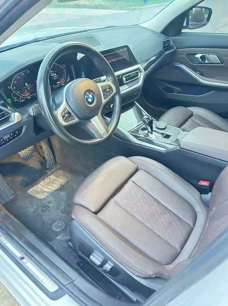 宝马3系 后面外观三