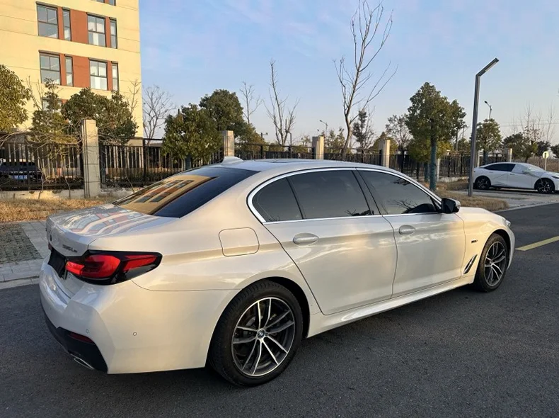 宝马5系 后面外观二