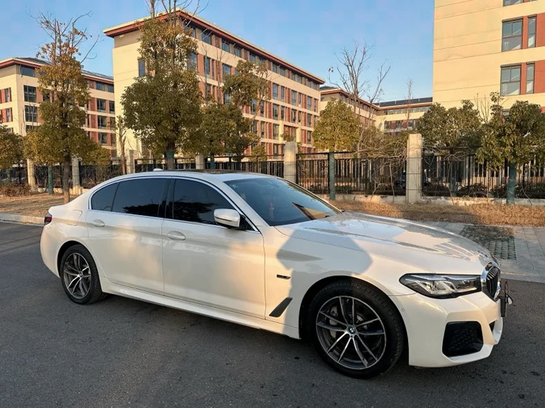 宝马5系 正面外观二