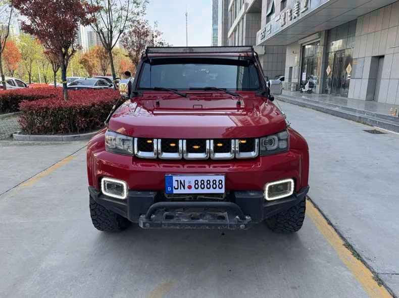 22年北京BJ40 2.0T四驱冠军版