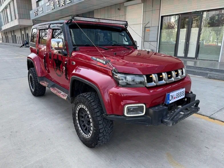 北京BJ40 正面外观三