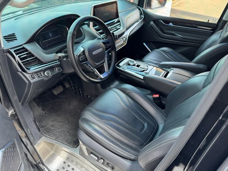 大通G20 后面外观一