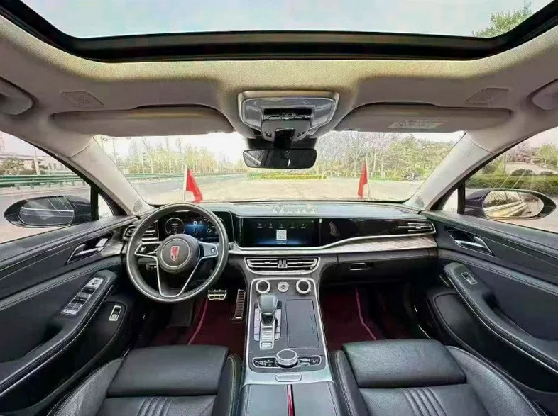 红旗H9 后面外观三