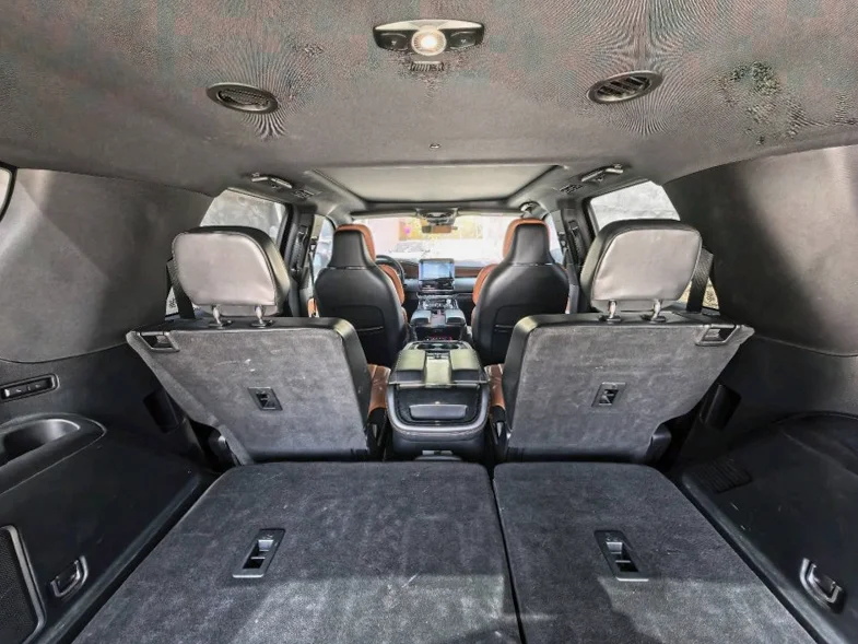 林肯领航员 后面外观一