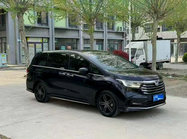 本田奥德赛 正面外观二