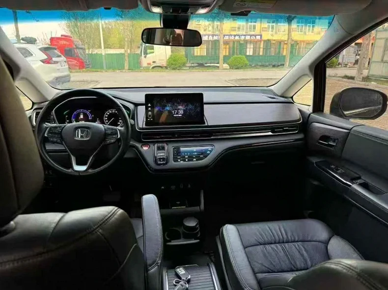 本田奥德赛 后面外观二